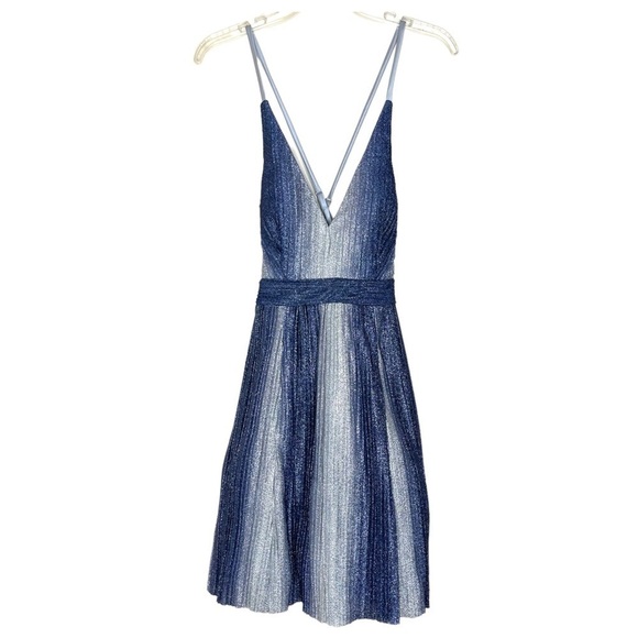 New Aqua Frozen Blue Ombre Pleated Mini Dress US 4 - Picture 5 of 12